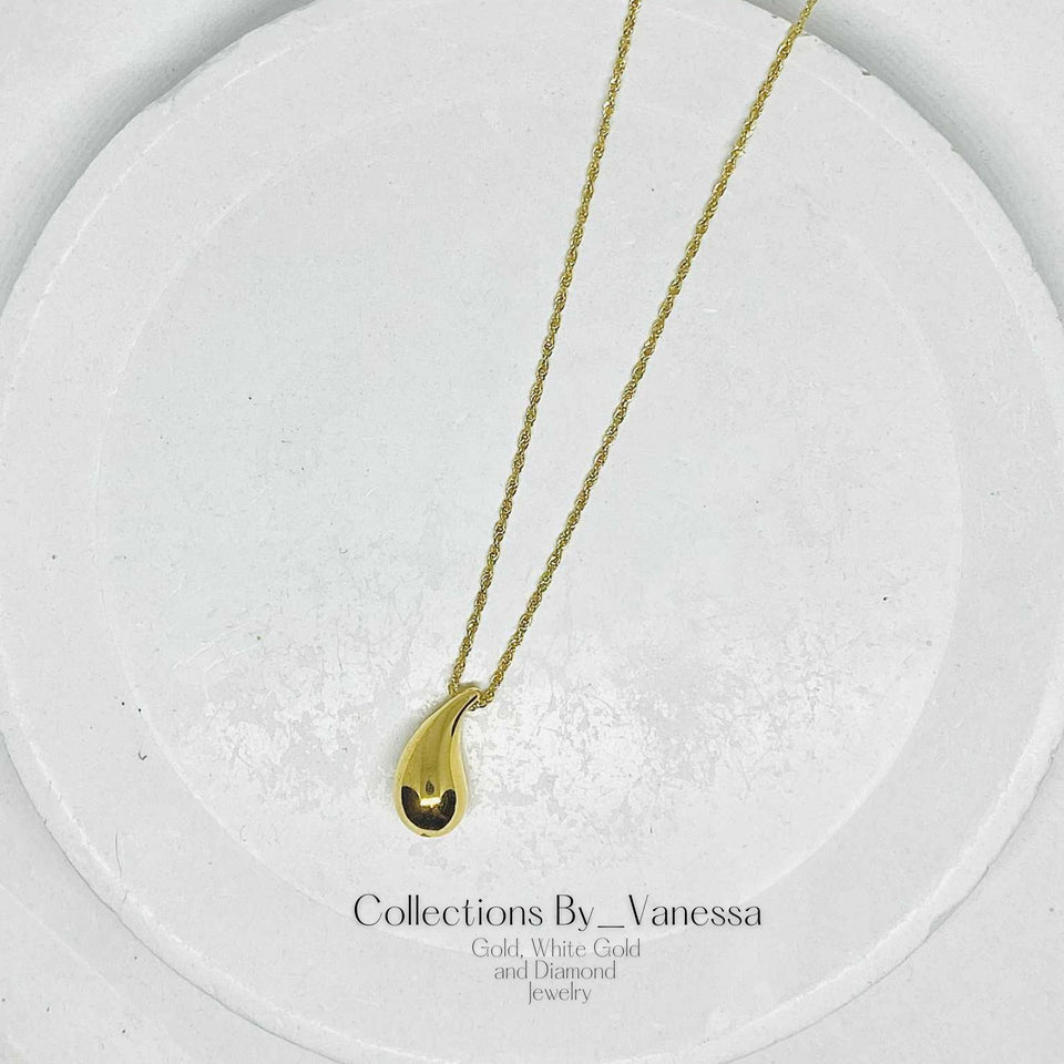 Plain Teardrop Pendant | Real 18k Gold | Pawnable